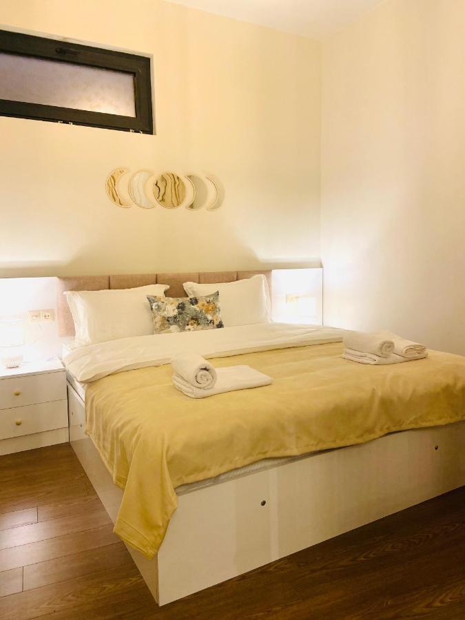 Luxury Apartment In Old Tbilisi With Terrace Exterior photo