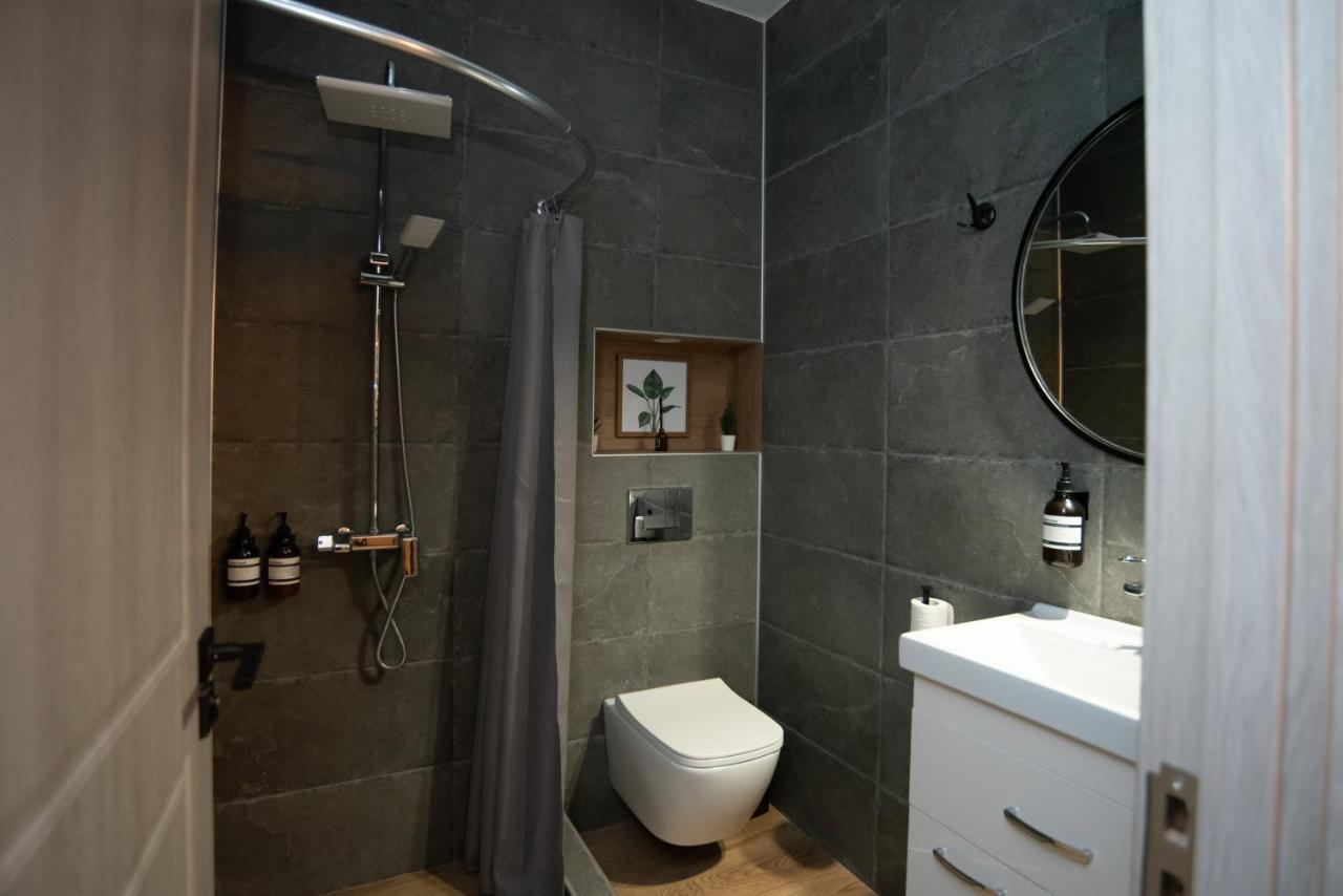 Luxury Apartment In Old Tbilisi With Terrace Exterior photo