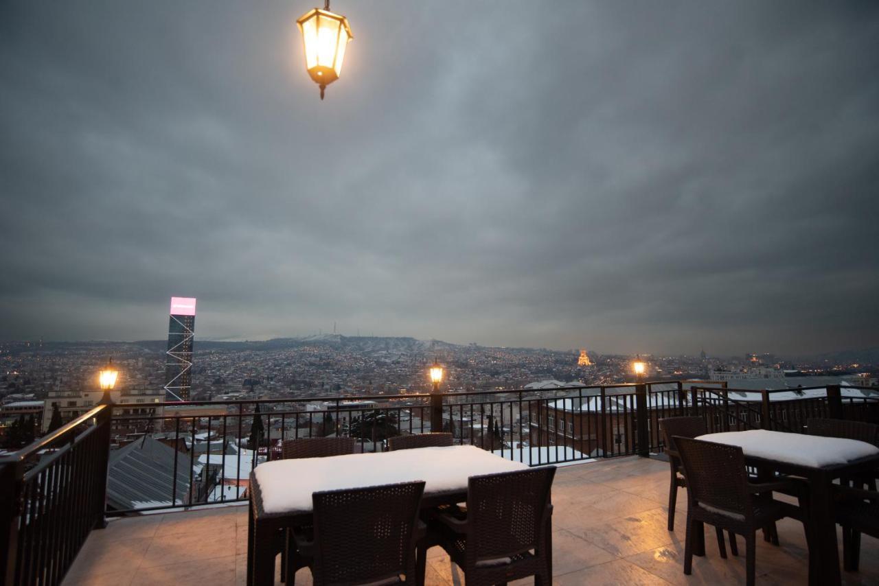 Luxury Apartment In Old Tbilisi With Terrace Exterior photo